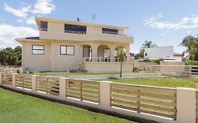 Sand Castles - Mount Maunganui Holiday Home